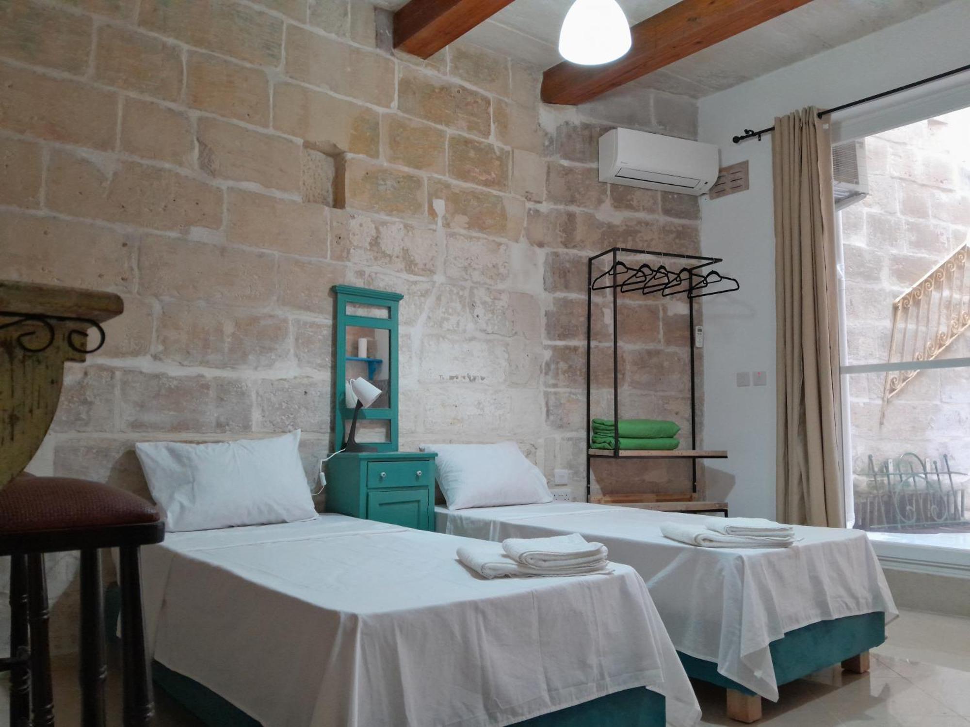 Limestone Suites Sliema Exterior foto